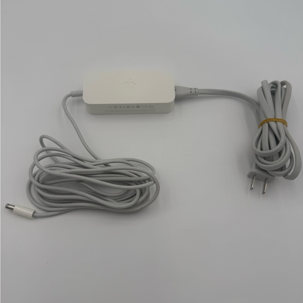 APPLE AIRPORT EXTREME BASE STATION POWER SUPPLY AC ADAPTER A1202 Genuine OEM